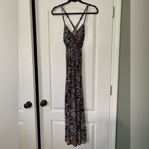 Alyn Paige Floral Brown and Black Maxi Dress Size Medium